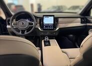Volvo XC90 10
