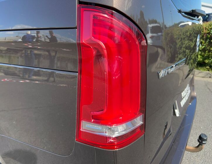 Mercedes-Benz Vito 13