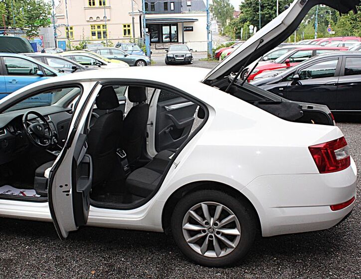 Škoda Octavia 10