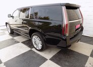 Cadillac Escalade 3