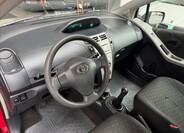 Toyota Yaris 9
