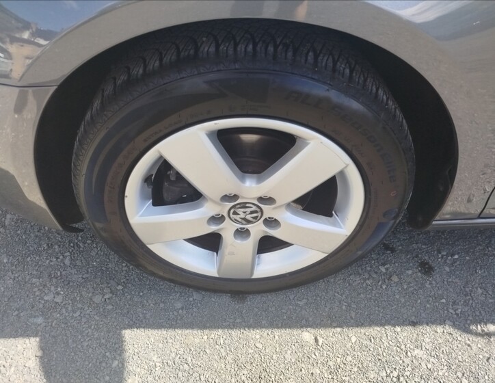 Volkswagen Golf 43