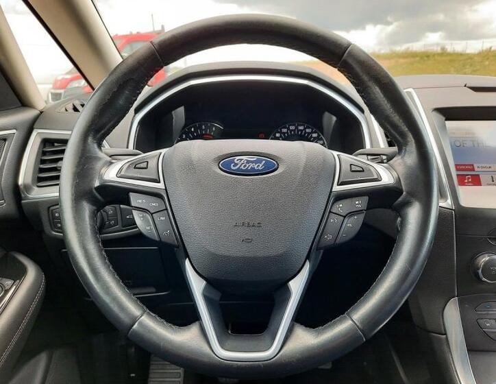 Ford S-MAX 18