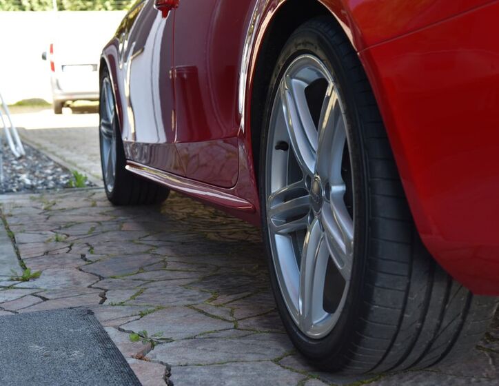 Audi A4 11