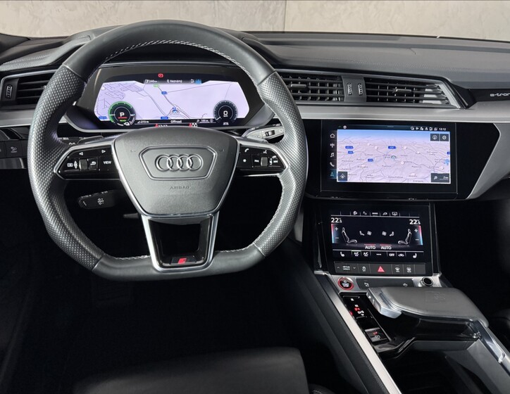 Audi e-tron 39