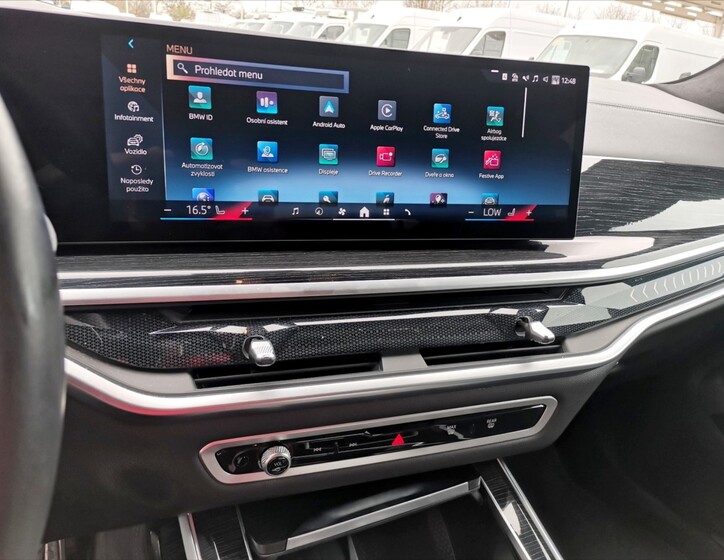 BMW X7 9