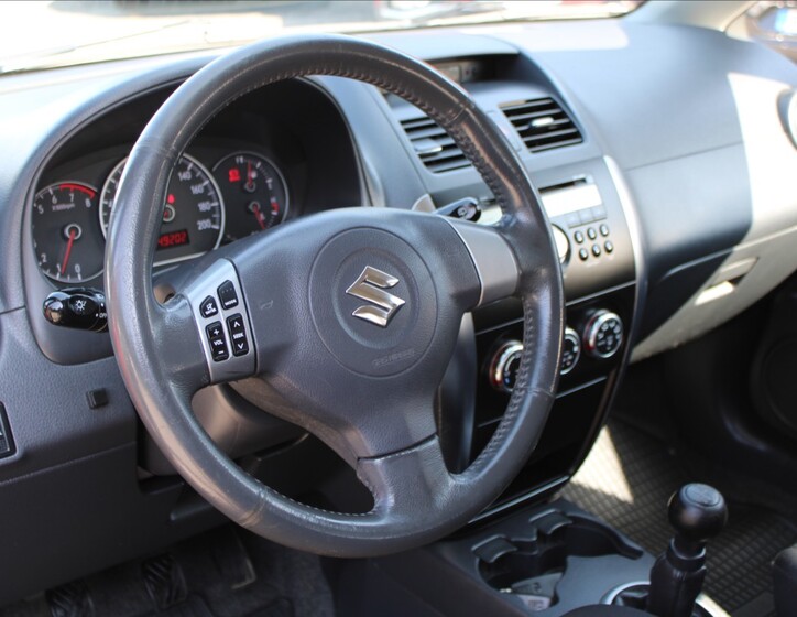 Suzuki SX4 19