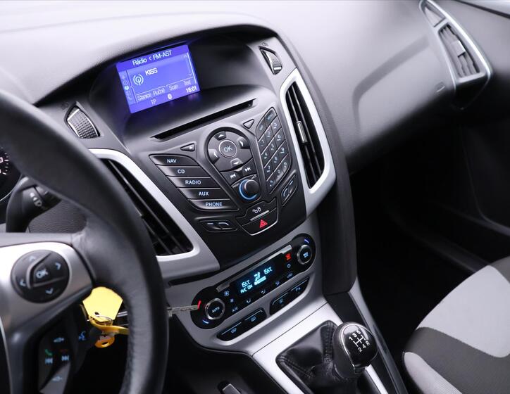 Ford Focus 23