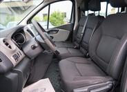 Renault Trafic 10