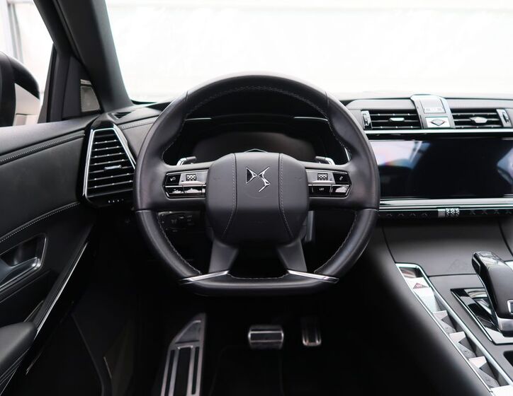 DS Automobiles DS7 Crossback 24