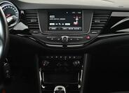 Opel Astra 12