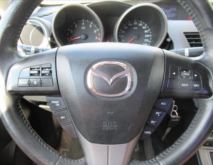 Mazda 3 16