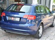 Audi A3 8