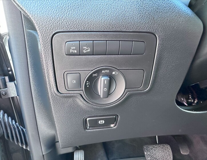 Mercedes-Benz Vito 23