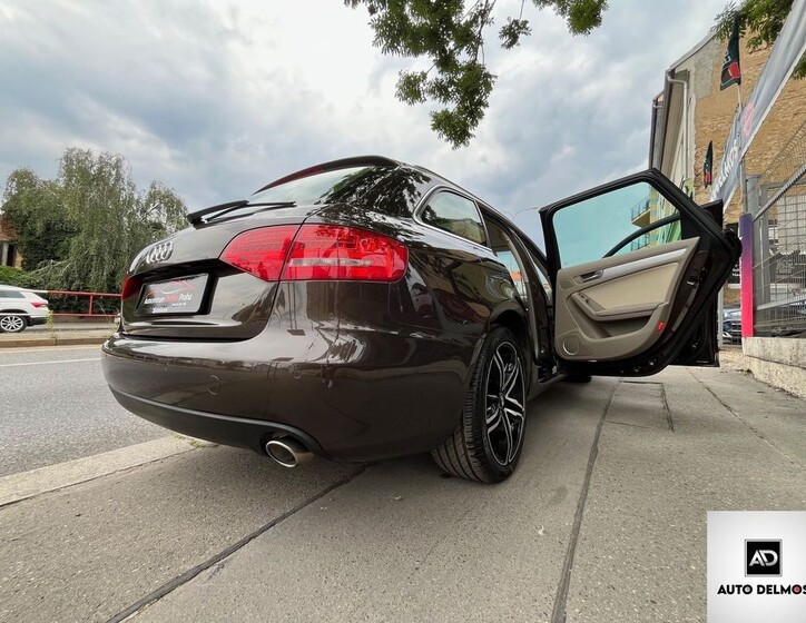 Audi A4 24