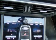 Porsche Cayenne 46