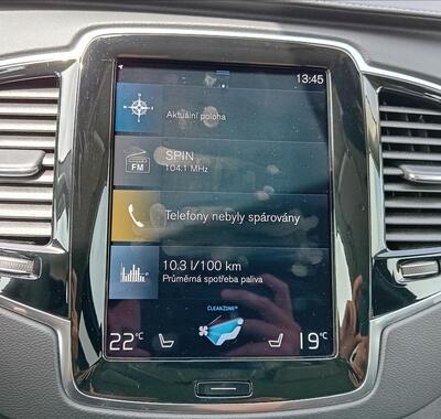 Volvo XC90 23