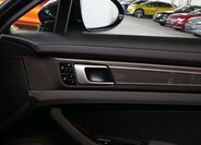 Porsche Panamera 25
