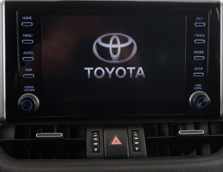 Toyota RAV4 16