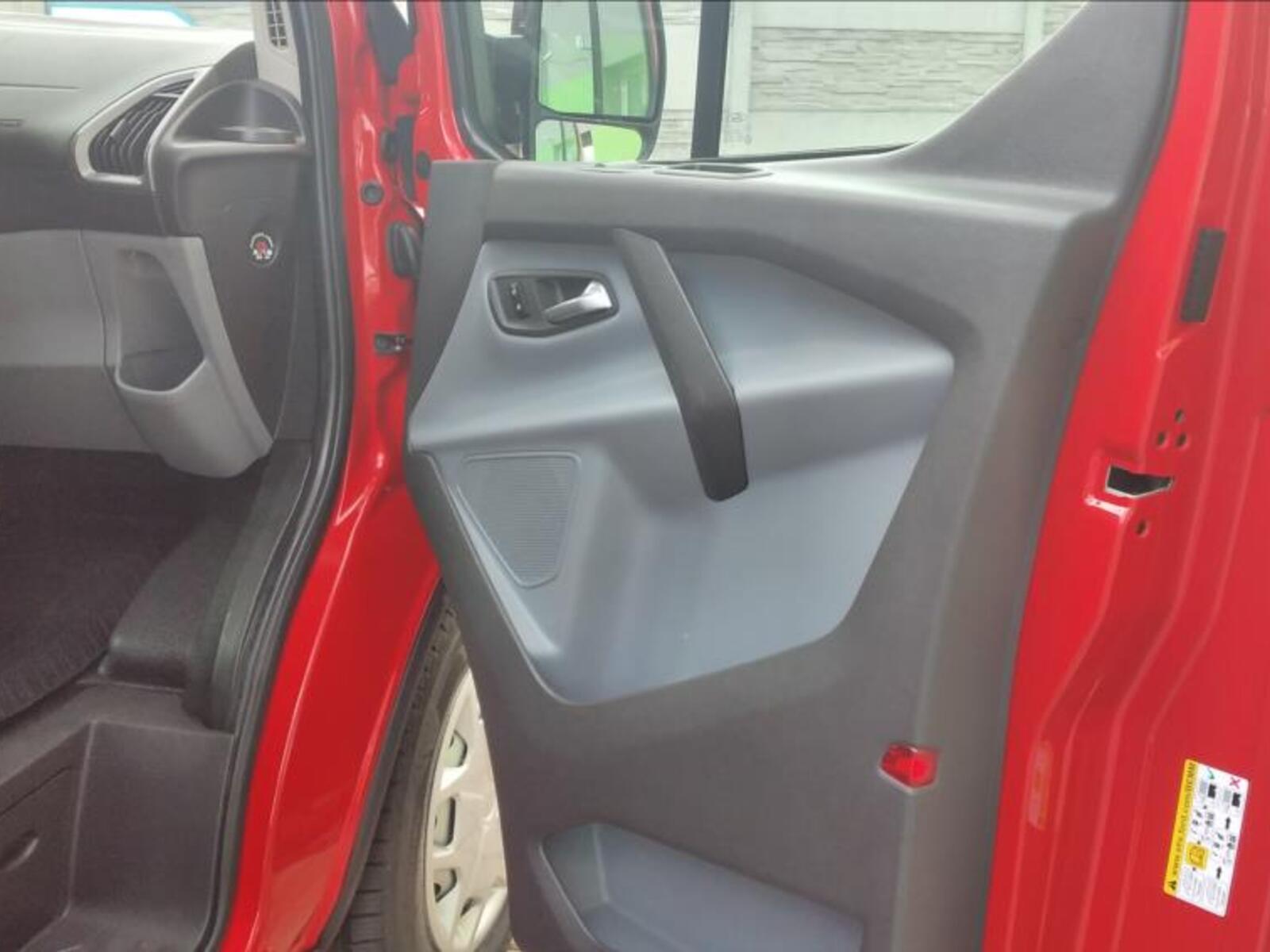 Ford Transit Custom 24