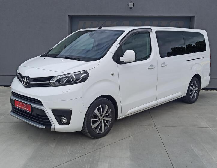 Toyota ProAce Verso 1