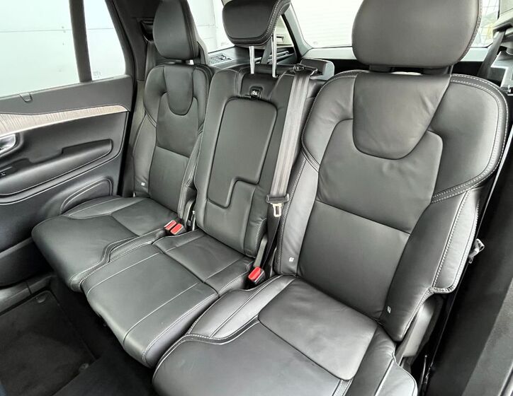 Volvo XC90 22