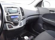 Hyundai i30 38