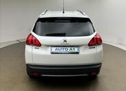 Peugeot 2008 5