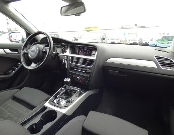 Audi A4 64