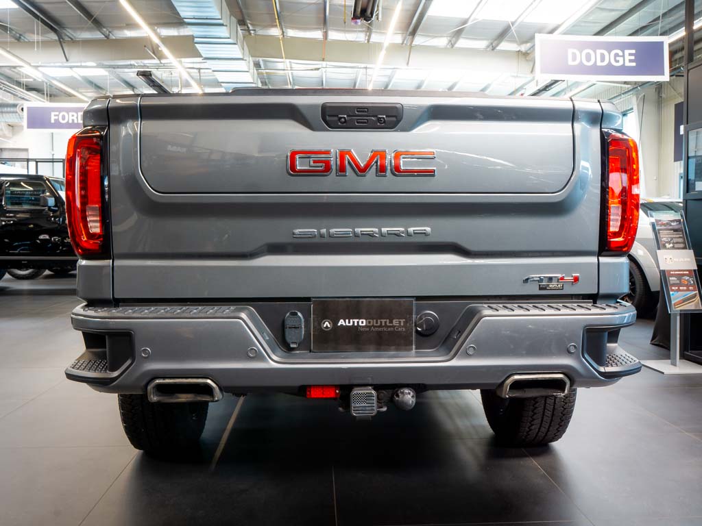 GMC Sierra
