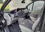Opel Vivaro 12