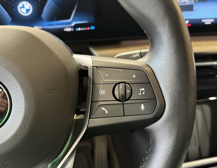 BMW Řada 2 13