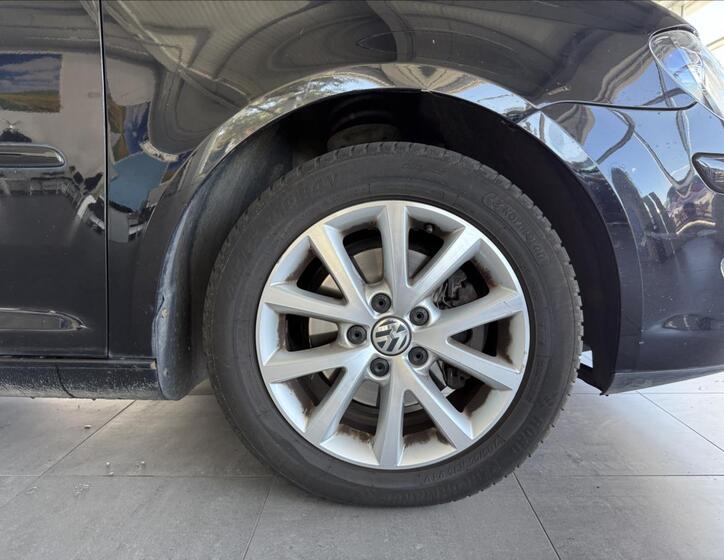 Volkswagen Touran 23