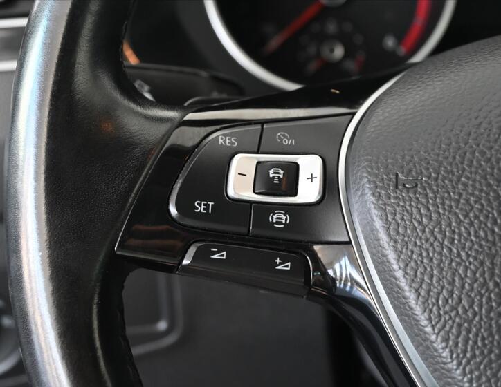 Volkswagen Tiguan 17