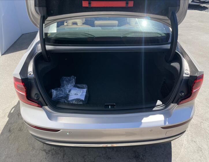 Volvo S60 22