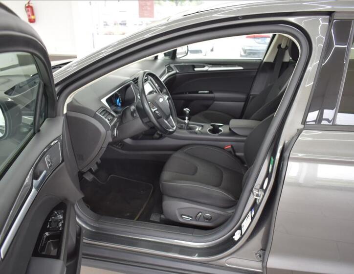 Ford Mondeo 10