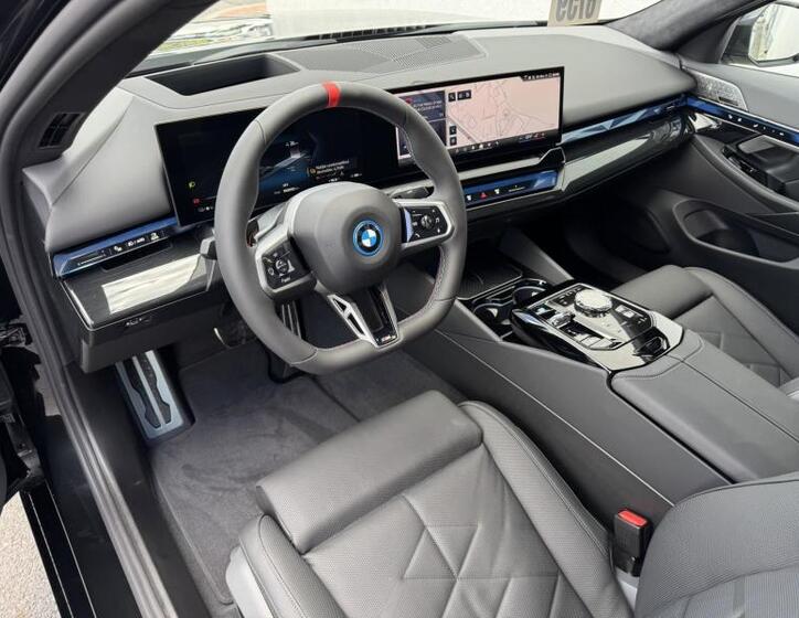 BMW i5 5