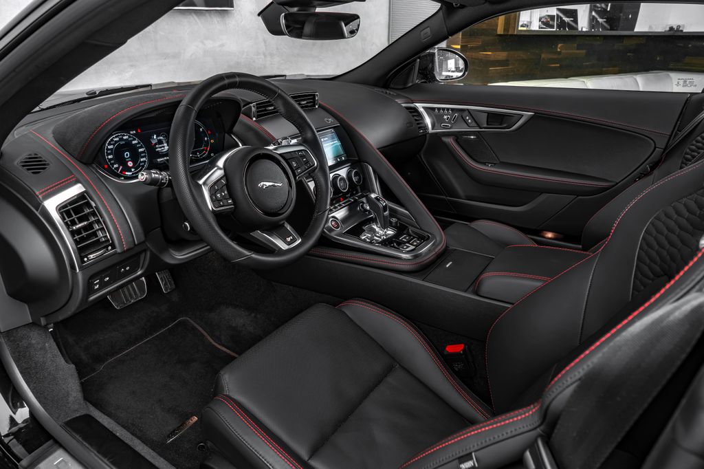 Jaguar F-Type