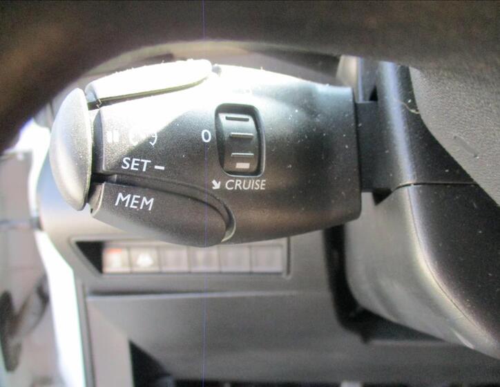 Peugeot Rifter 27