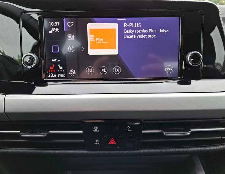 Volkswagen Golf 21