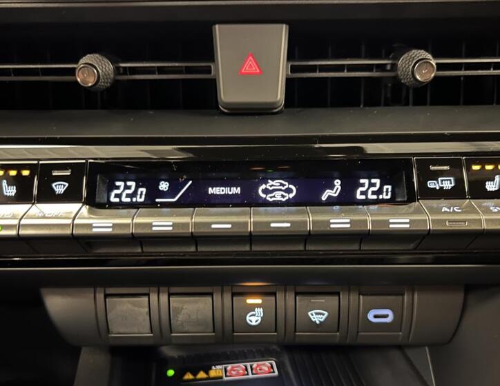 Toyota C-HR 8