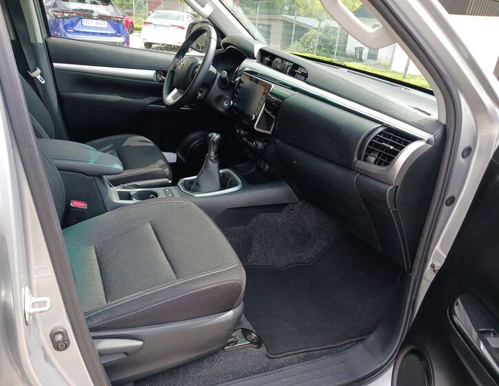 Toyota Hilux 14