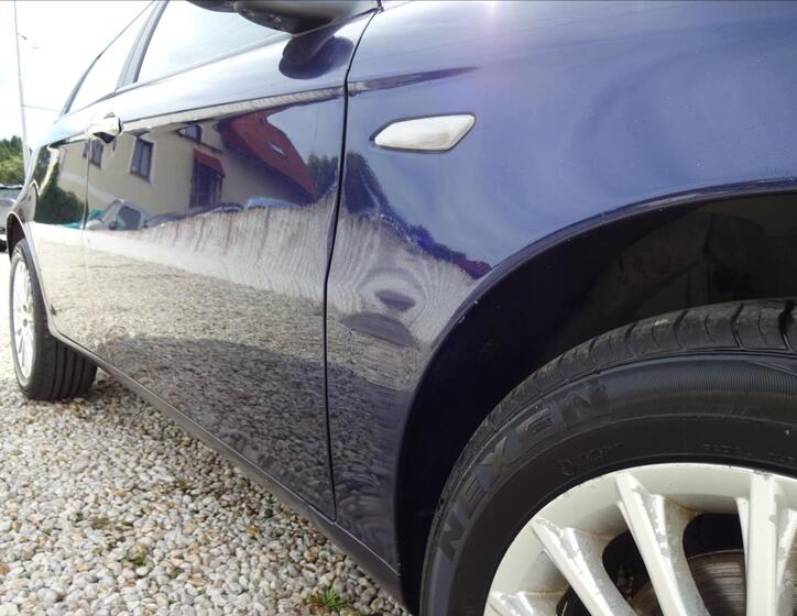 Alfa Romeo 147 10