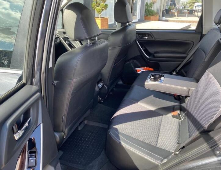 Subaru Forester 11