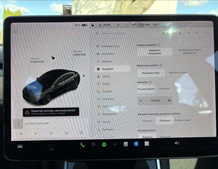 Tesla Model 3 21