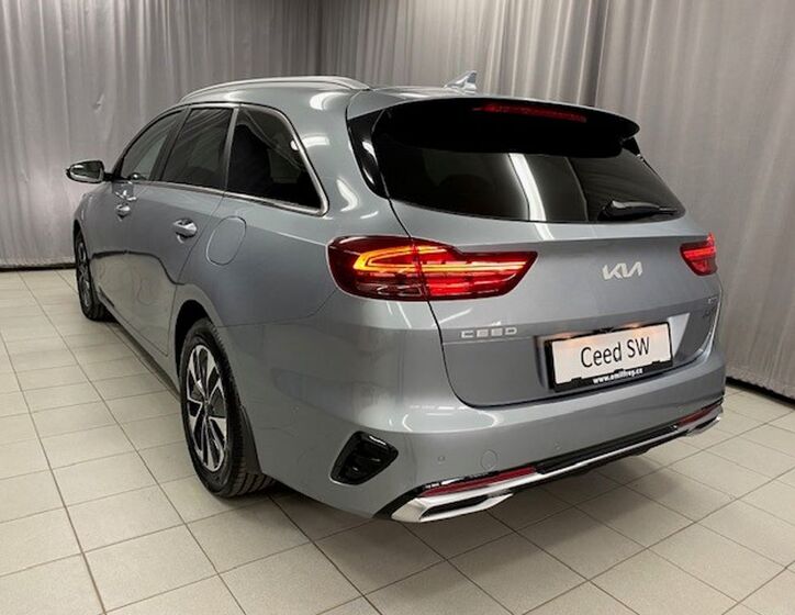 KIA Ceed 8