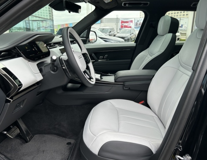 Land Rover Range Rover Sport 9