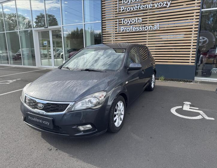 KIA Ceed 1