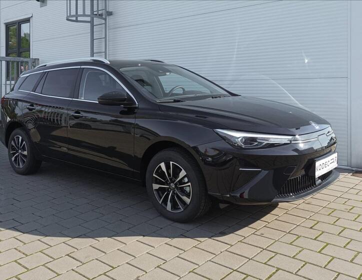 MG MG5 1