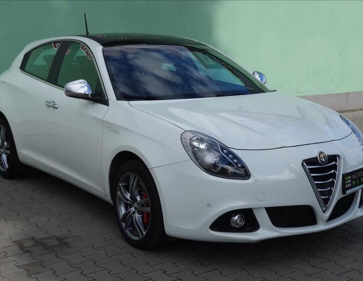 Alfa Romeo Giulietta 8